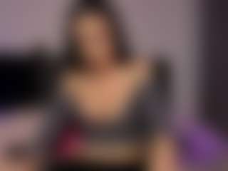 angelcore MILF webcam performer live streaming