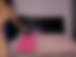 L a u r a's Live Sex Cam Show