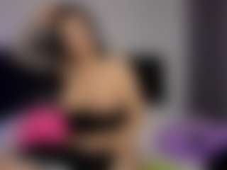 L a u r a's Live Sex Cam Show