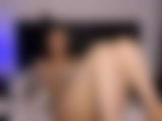 L a u r a's Live Sex Cam Show