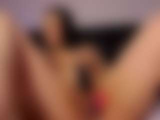 L a u r a's Live Sex Cam Show