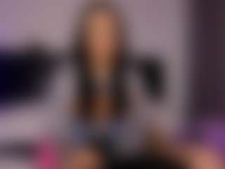 L a u r a's Live Sex Cam Show