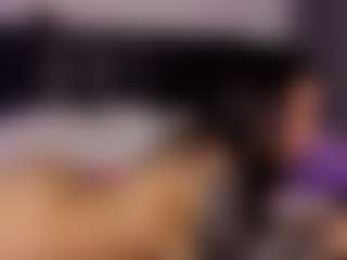 L a u r a's Live Sex Cam Show