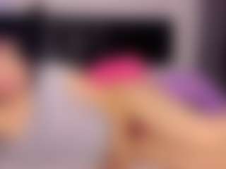 L a u r a's Live Sex Cam Show