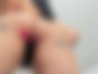 Live cam show with AryaBellex - Average on Camsoda