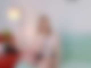 Live cam show with ClarethaHollibaugh - Moaning on Dare Cams