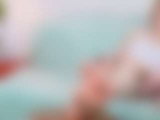 Live cam show with ClarethaHollibaugh - Moaning on StripNow