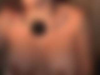 Live cam show with DaniiDusan - Oil on galaxygirlnitro.com