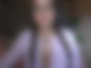 Live cam show with DaniiDusan - Control on Livezox