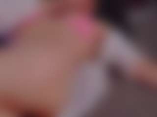 Live cam show with EvvaMonroe - Ass Clapping on Adult Interactions