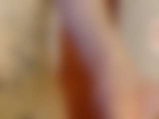 Live cam show with Gia-collins - Submissive on Fling VIP Chat