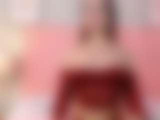 Live cam show with Gia-collins - Bikini on Camsoda