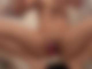 Live cam show with Gyselflyn - Normal on Camsoda