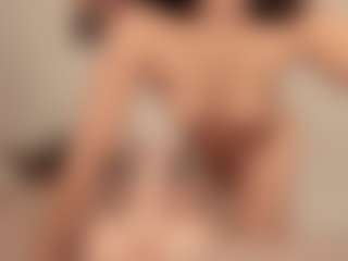 Live cam show with Gyselflyn - Sexwebcam on TeamSkeetLive