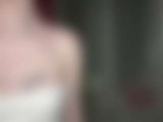 Live cam show with IraEarls - Moaning on Uber Horny