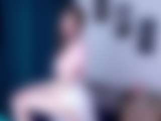 Live cam show with KimberReddix - Flashing on Dare Cams