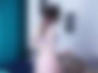 Live cam show with KimberReddix - Blonde Hair on xDating