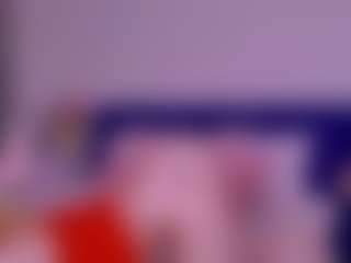 LilSuzy's Live Sex Cam Show
