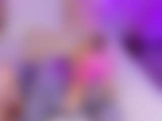 Live cam show with LilSuzy - New Big Tits on AdultVida.com