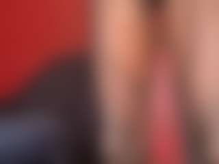 Live cam show with CoCoIris215 - Spank on Camsoda