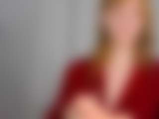 Live cam show with LunaLeez - Red Hair on livesuperchat.net
