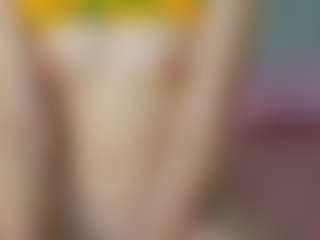Live cam show with LunaLeez - Blue Eyes on fapnchat
