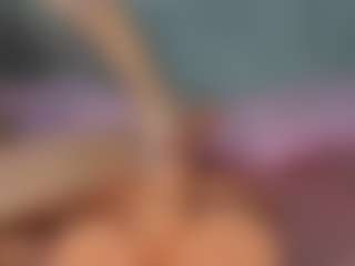 Live cam show with LunaLeez - Normal on Camsoda