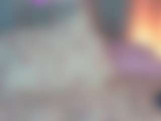 Live cam show with LunaLeez - Muscle on madthumbs