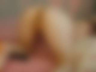 Live cam show with LunaLeez - Normal on xDating