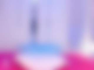 Live cam show with Luna Rethvoss - Facial Piercings on sexytreat.net