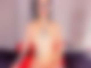 Live cam show with Luna Rethvoss - Facial Piercings on Camsoda