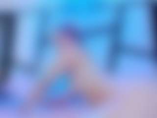 Live cam show with ManelykSwift - Red Hair Squirt on Gym Cam Girls