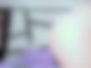 Live cam show with ManelykSwift - Spank on AdultVida.com