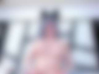 Live cam show with ManelykSwift - Fingering on Dare Cams