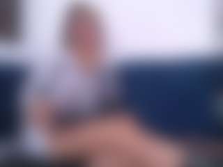 Live cam show with may-wood - Blonde Hair on CamwithHer