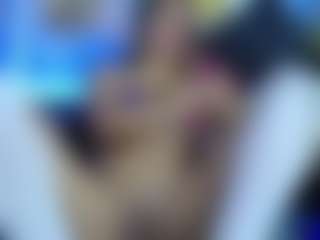 Live cam show with may-wood - Athletic Middle Aged on AdultVida.com