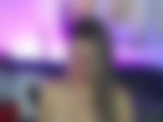 may-wood MILF webcam performer live streaming