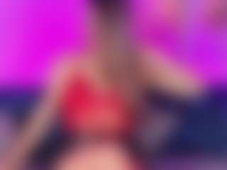 Live cam show with may-wood - Athletic Middle Aged on Gym Cam Girls