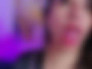 may-wood MILF webcam performer live streaming