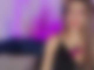 Live cam show with may-wood - Double Penetration on Camsoda