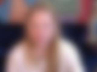 NikkyReyyy's Live Sex Cam Show