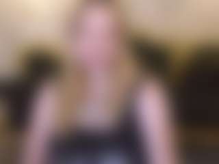NikkyReyyy's Live Sex Cam Show