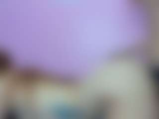 queenmia68's Live Sex Cam Show