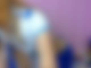 queenmia68's Live Sex Cam Show