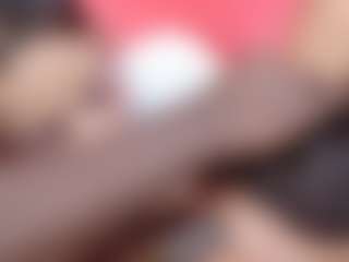 queenmia68's Live Sex Cam Show