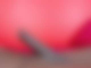 queenmia68's Live Sex Cam Show