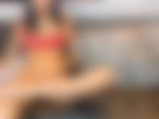 queenmia68's Live Sex Cam Show