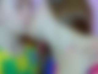 Live cam show with queenmia68 - Double Penetration on Uber Horny