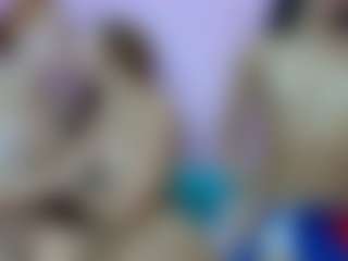 queenmia68's Live Sex Cam Show