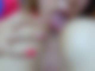 queenmia68's Live Sex Cam Show
